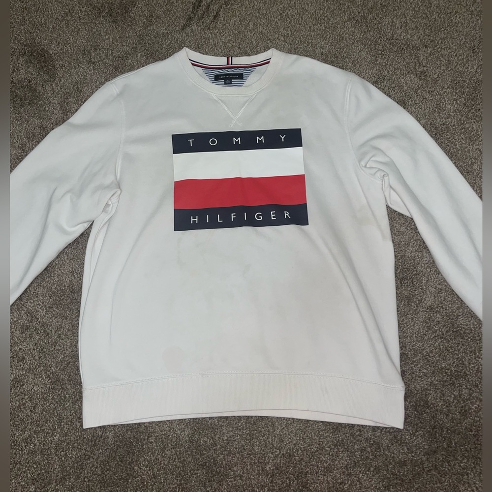 White sweatshirt